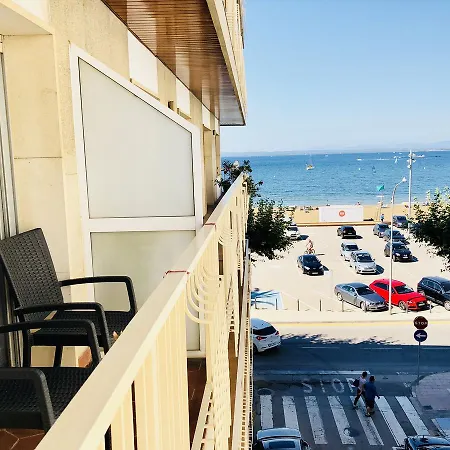 Llotja - En La Playa Y El Centro De Apartment *