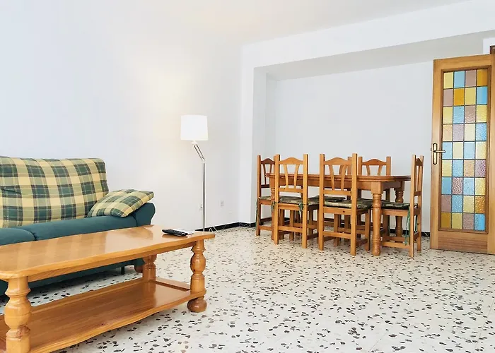 Llotja - En La Playa Y El Centro De *